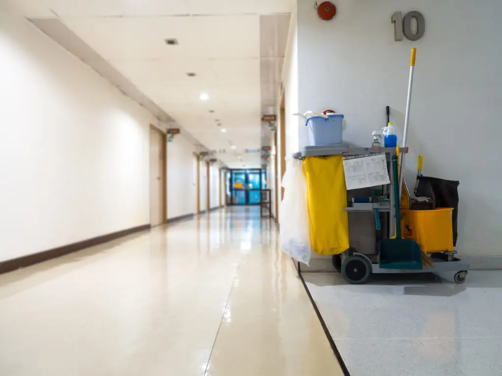 commercial deep cleaning services